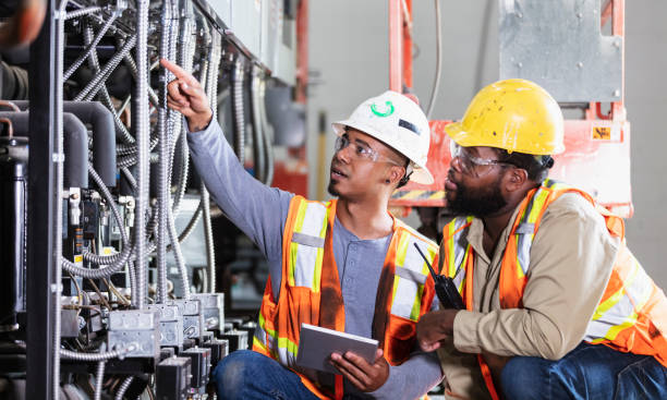 Best Electrical Installation Contractor  in Hinsdale, IL